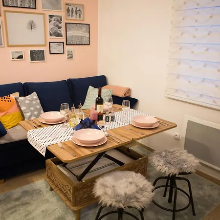 Nomad Τζαχορίνα